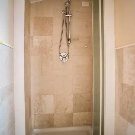 شقة Dante رافيننا